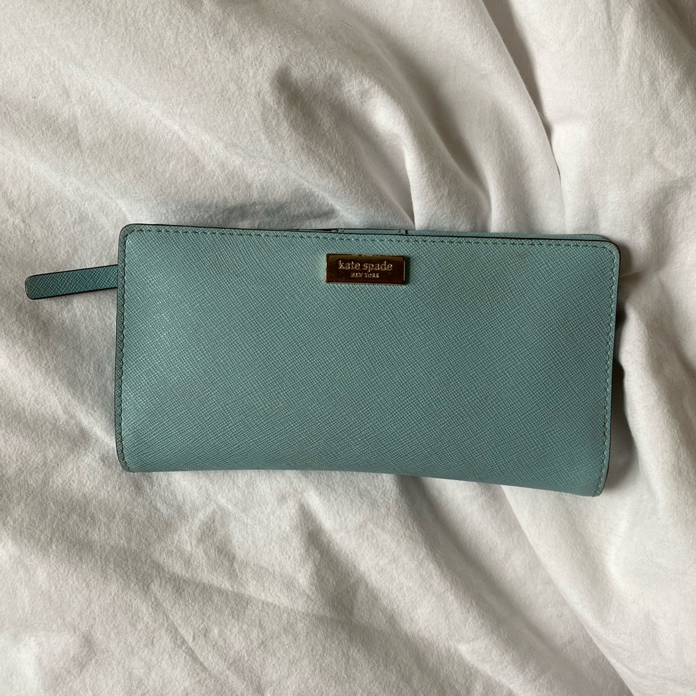 ✨ KATE SPADE WALLET ✨